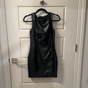 Elegant Black Sleeveless Dress